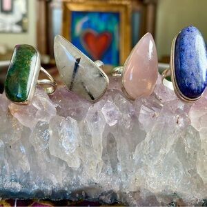 Bundle of 4 gemstone rings